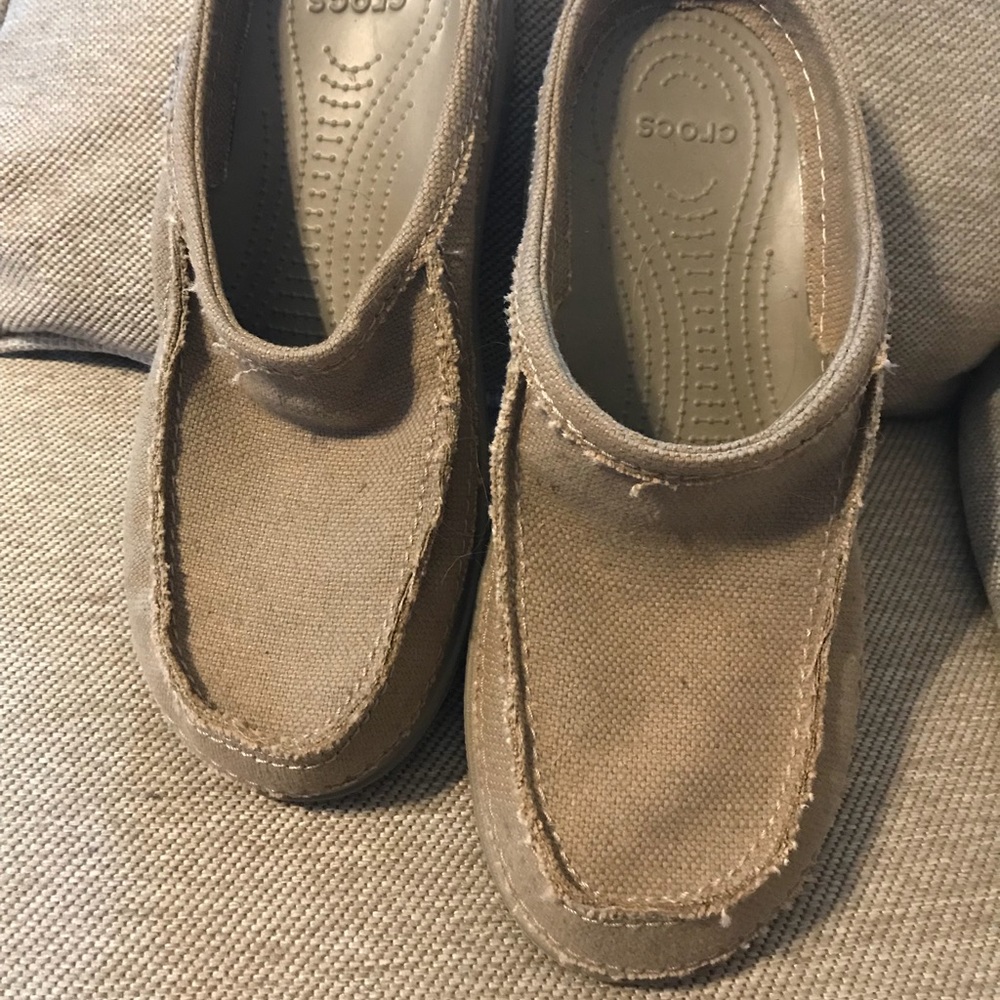 Tan slip on linen crocs